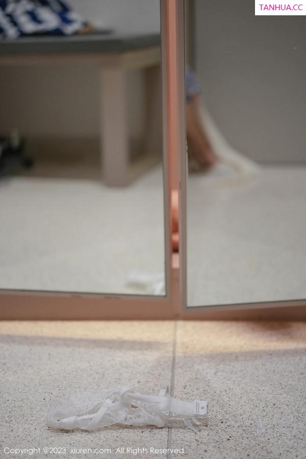 laura阿姣  [XiuRen]高清写真图 2023.05.12 No.6729 laura阿姣 妩媚美腿第60张图片